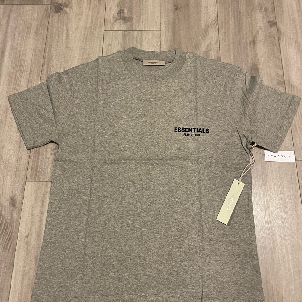 Medium Dark Oatmeal Essentials Fear of God Men's Logo T-Shirt